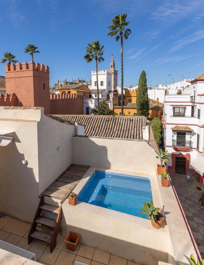 Alcazar Pool By Valcambre * Seville