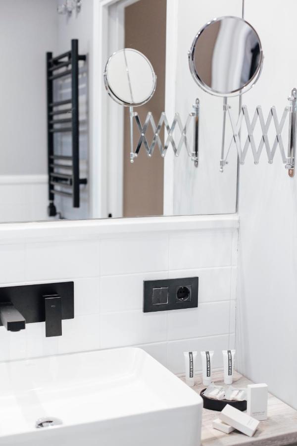 Modern And Luxury- 2bd 2bth- Socorro Seville