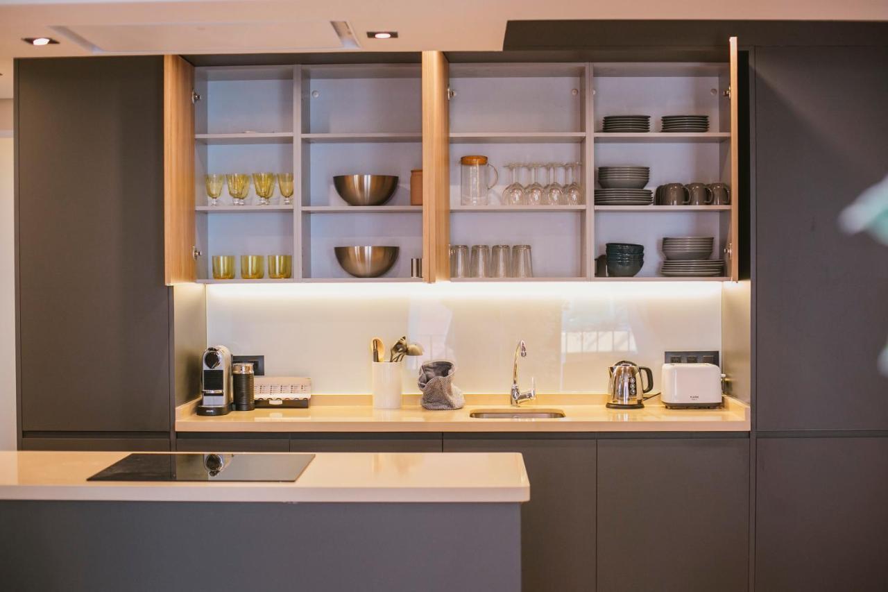 Modern And Luxury- 2bd 2bth- Socorro Seville
