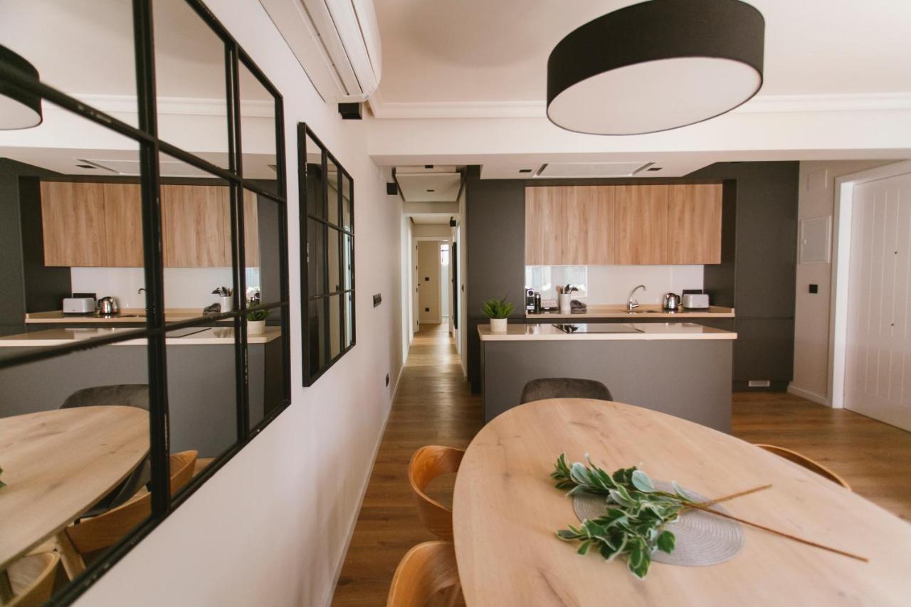 Modern And Luxury- 2bd 2bth- Socorro Apartment