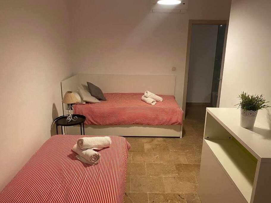 Casa Rodrigo De Triana Atico 2 Terrazas Apartment Seville