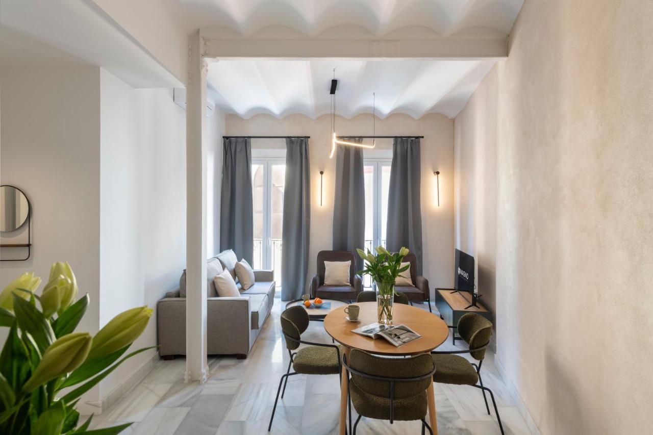 Magno San Gil - Shared Jacuzzi Apartment
