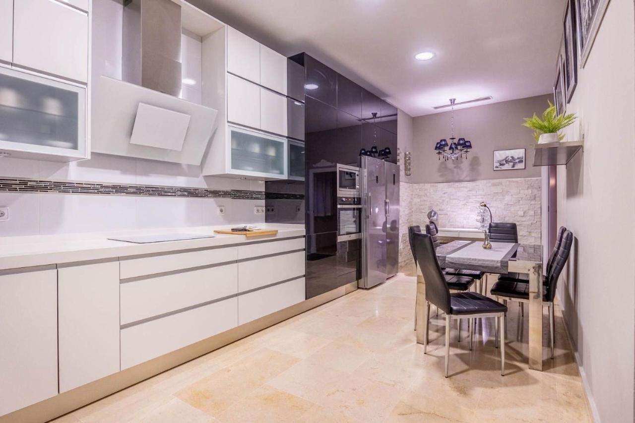 Apartment Luxe Town Hall Seville