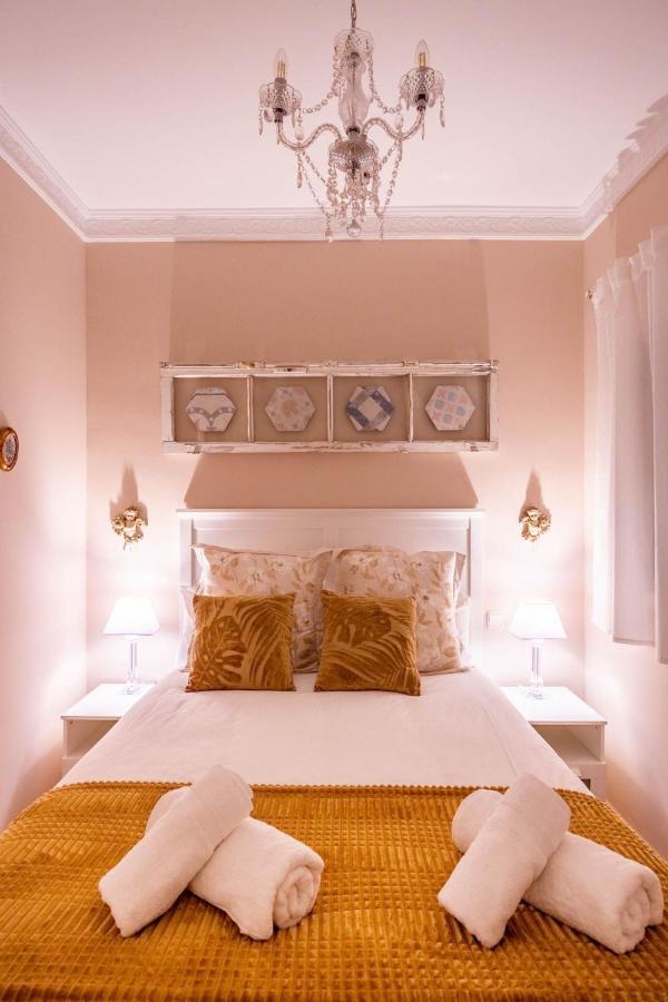 Luxe Town Hall * Seville
