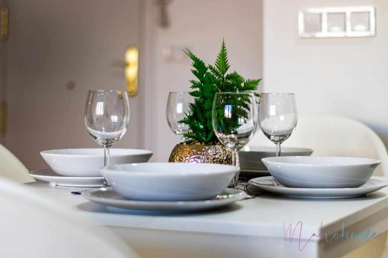 2 En Estadio Del Sevilla, 3 Y Metro Apartamento Sevilla