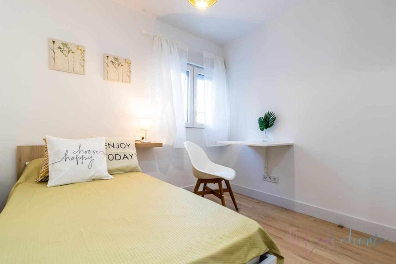 2 En Estadio Del Sevilla, 3 Y Metro Apartamento *