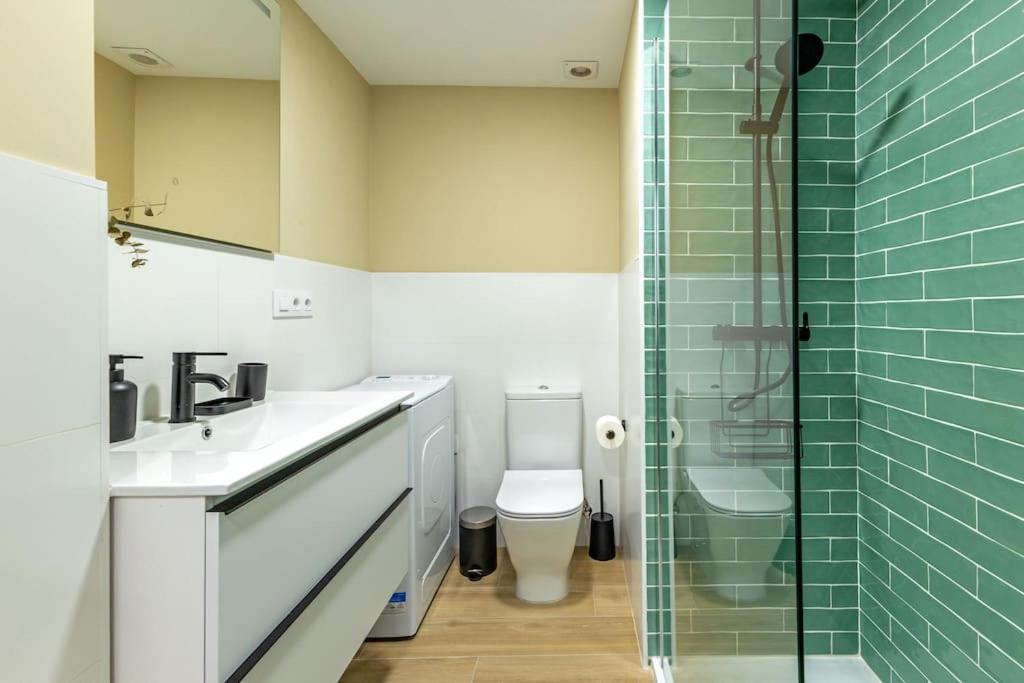Apartamento New Reformada Con Excelente Ubicacion *