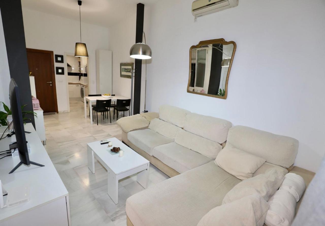 Homestay Centrica Privada Wifi Smart Tv San Gil