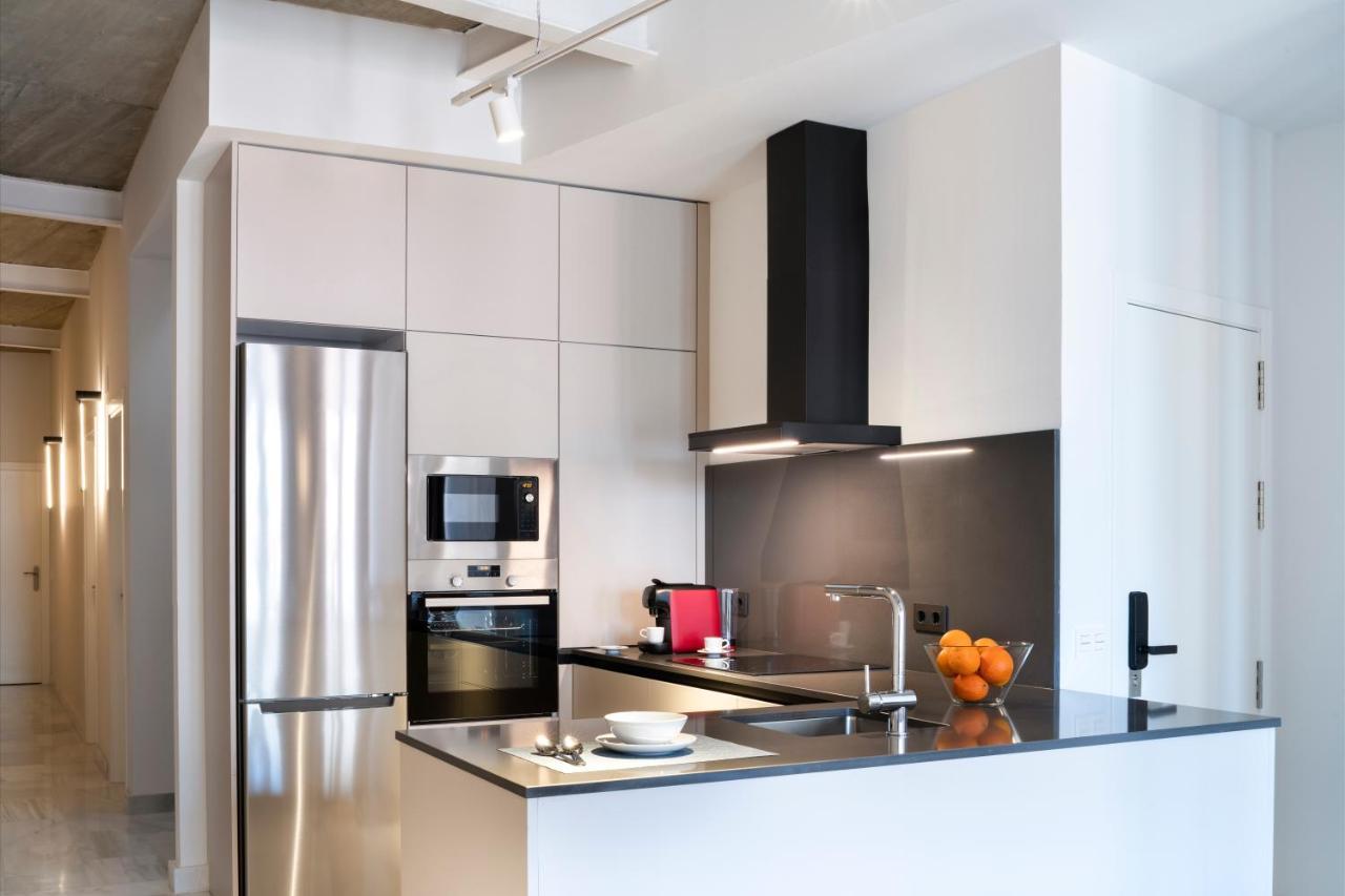 Magno San Gil - Shared Jacuzzi Apartment Seville