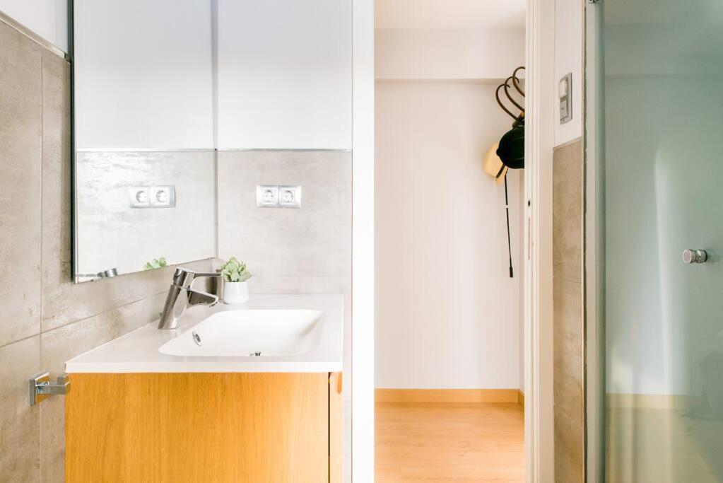 Eva Recommends Plaza Del Museo Apartment *