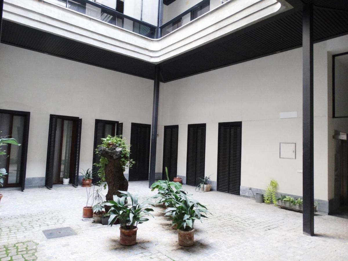 Ry Aparcamiento Incluido Junto A Catedral Ideal Parejas * Sevilla
