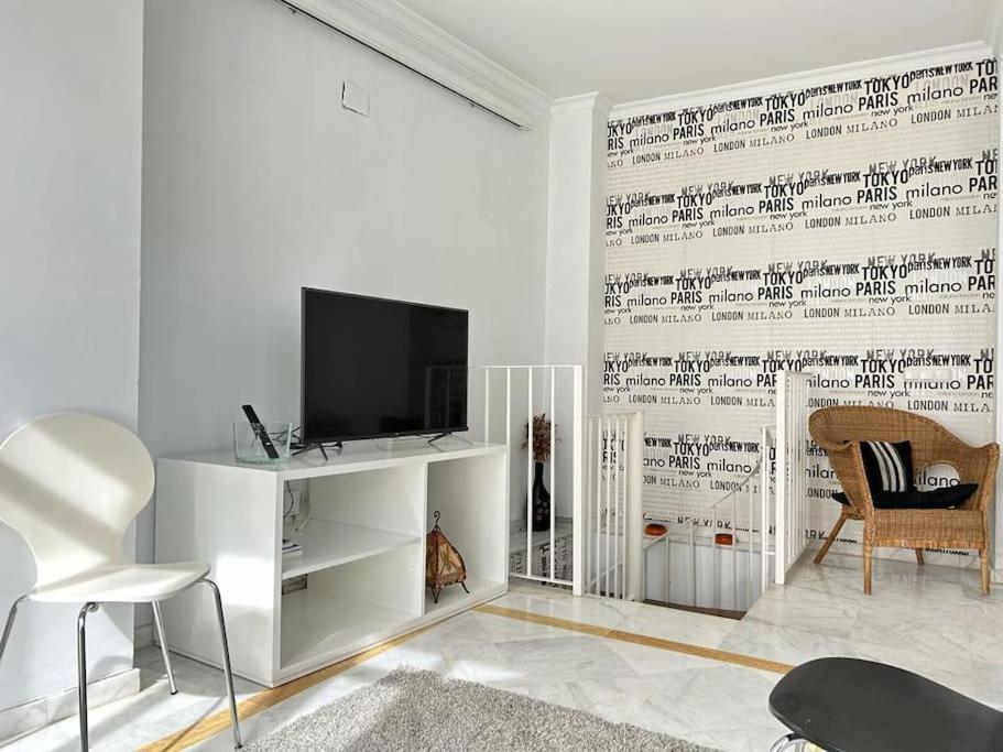 Apartment Hispalis Atico Santa Cruz