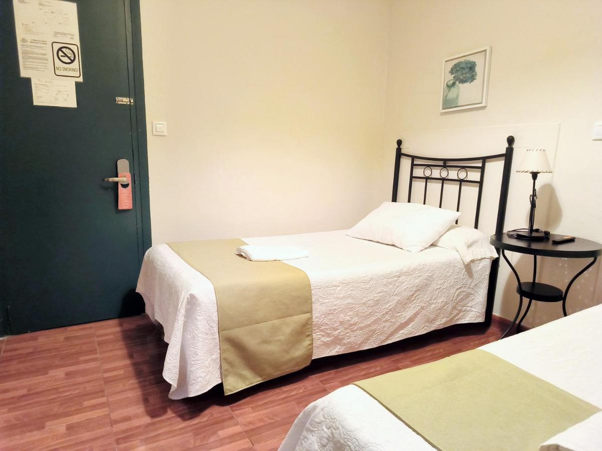 Perez Montilla Guest house 2*