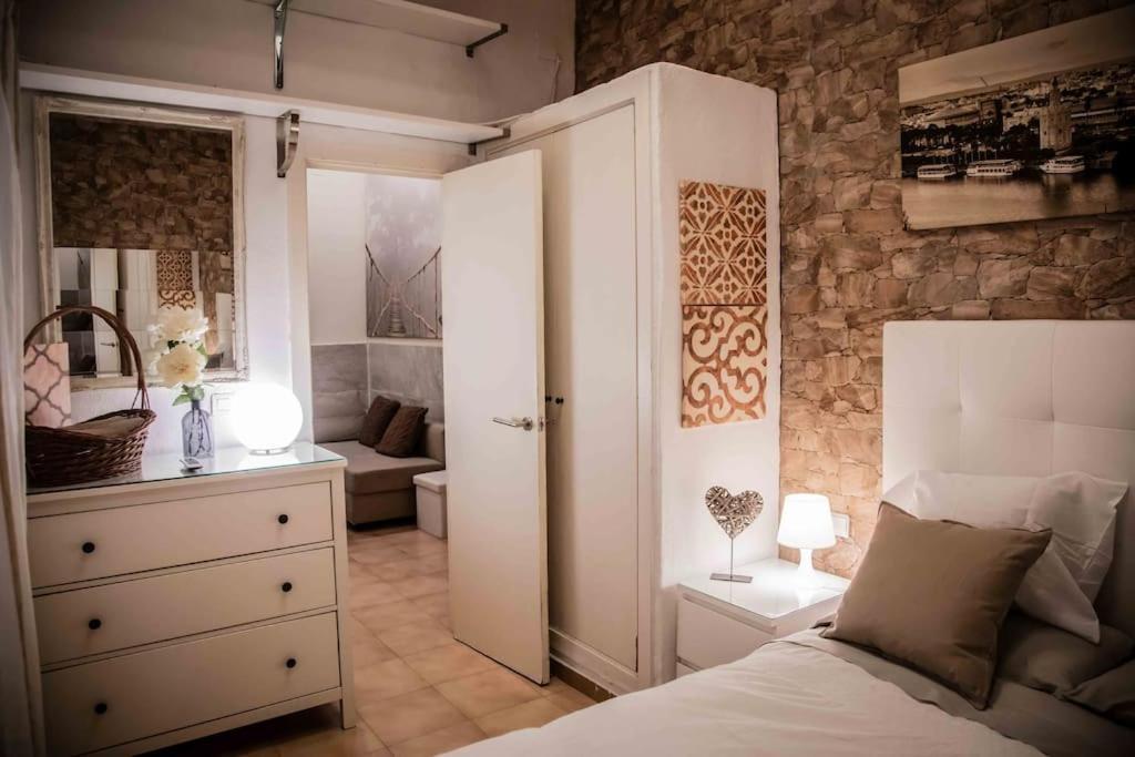 Apartment Imperial Center New Management Since April Seville