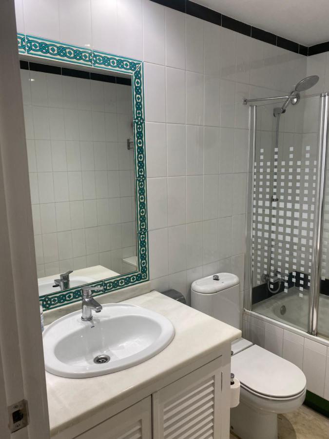 Alameda Center Apartment