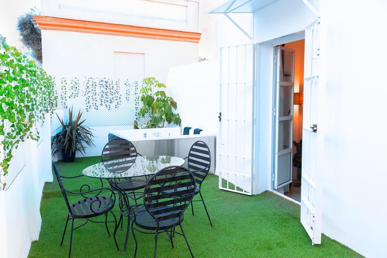 Downtown With Private Terrace & Jacuzzi Apartamento *