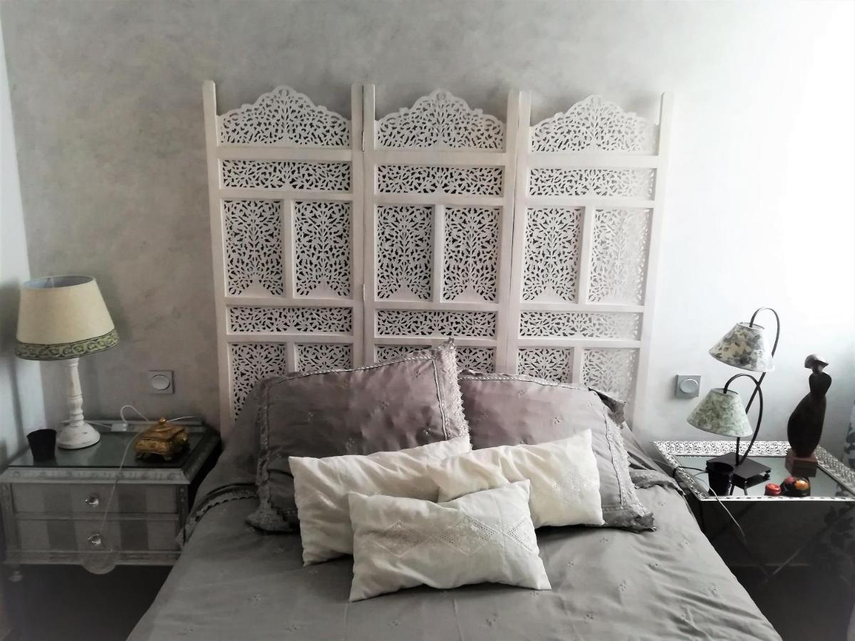 Isbilya Quevedo En Casa Palacio Seville