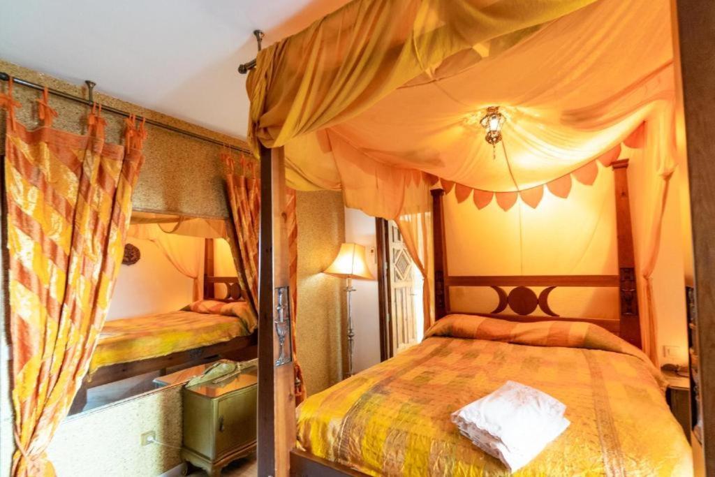 Rentalsevilla Nepal Apartment Seville