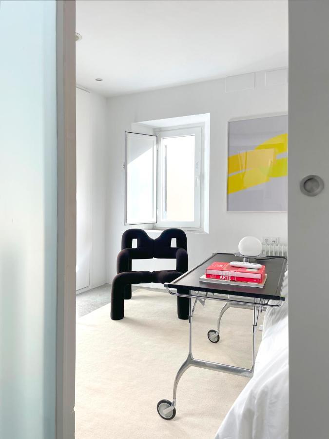 Holiday home Alameda Modern Art House With Outdoor Jacuzzi In Roof *