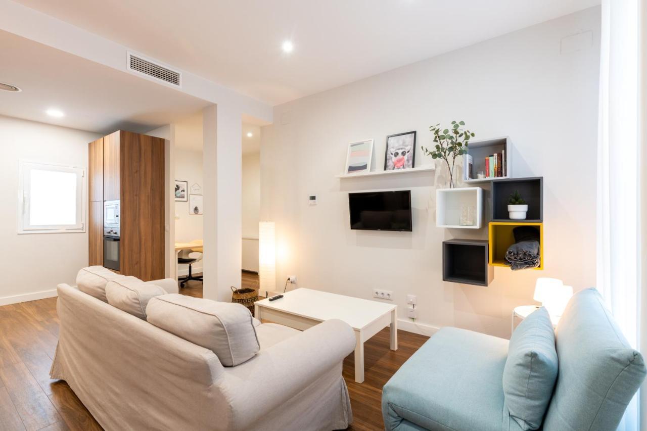 Lj Triana Amplio Nomadas Digital Apartment Seville