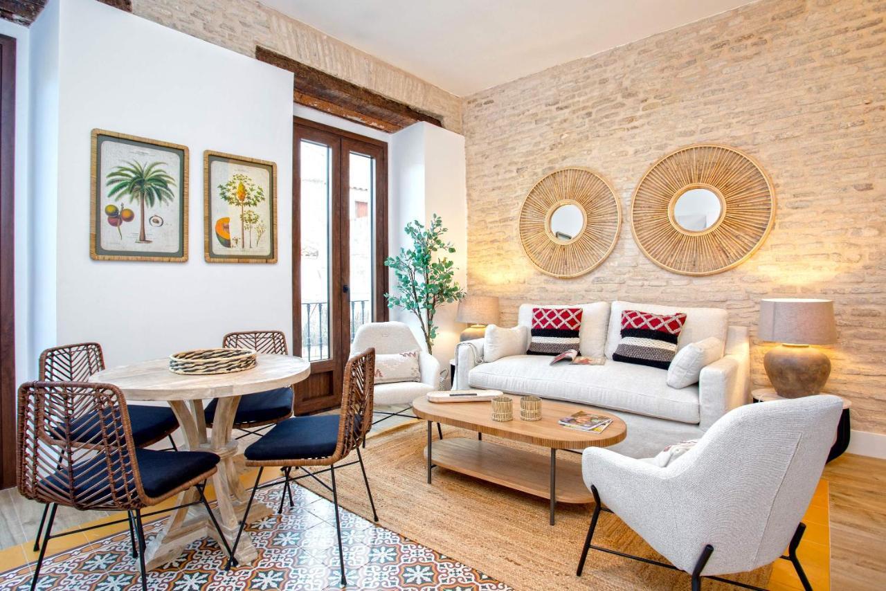 Genteel Santas Patronas Apartment Seville
