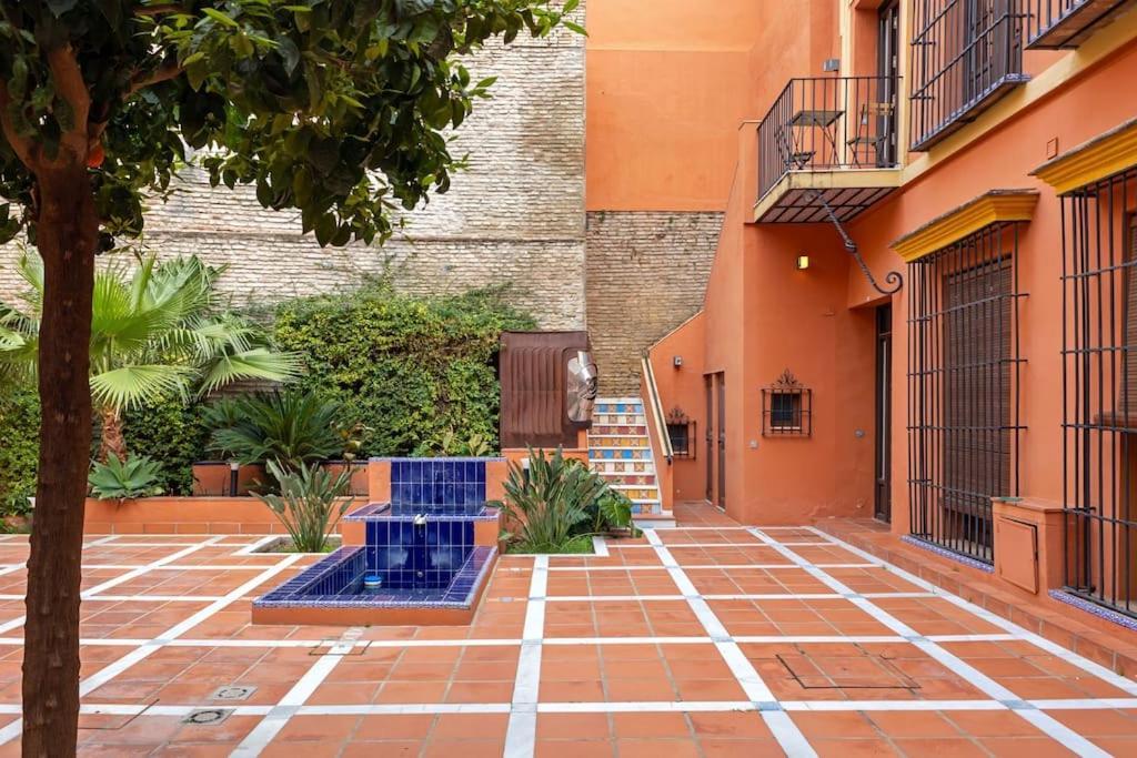 Quevedo Center By Valcambre * Seville