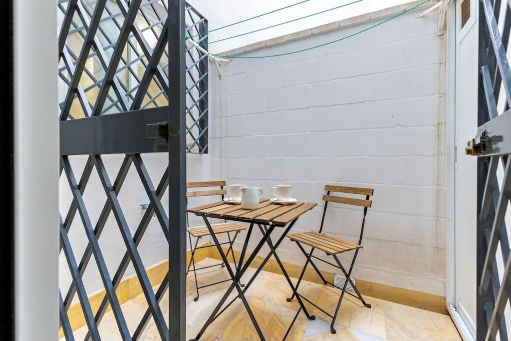 Quevedo Center By Valcambre Apartment Seville