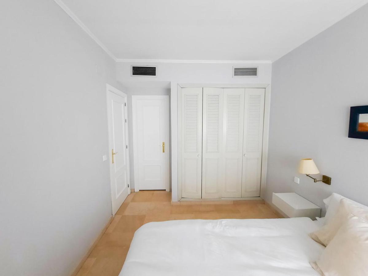 Torre Triana, Parking Free Gratis! Apartment Seville