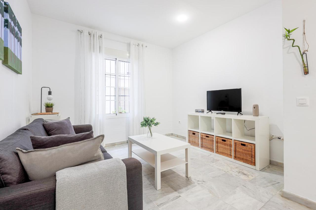 Apartment Ruiz Gijon Elegante Y Moderno En La Mas Autentica Seville