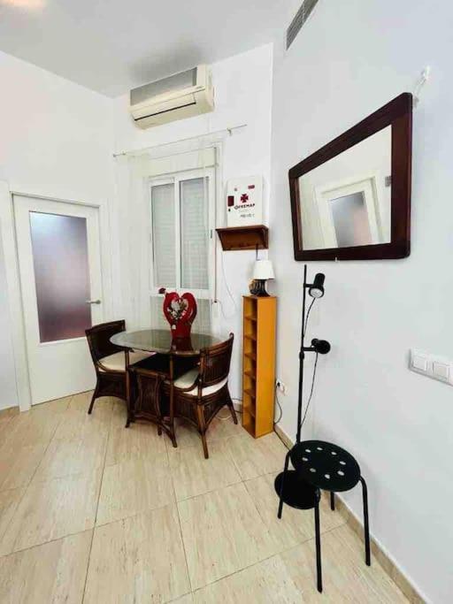 Privado En Alameda De Hercules Apartment