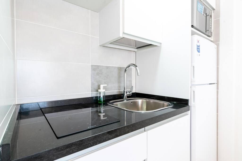 Estudio En Resitur By Thegoodtourist Apartment Seville