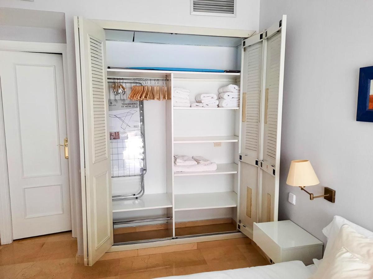 Apartment Torre Triana, Parking Free Gratis! *
