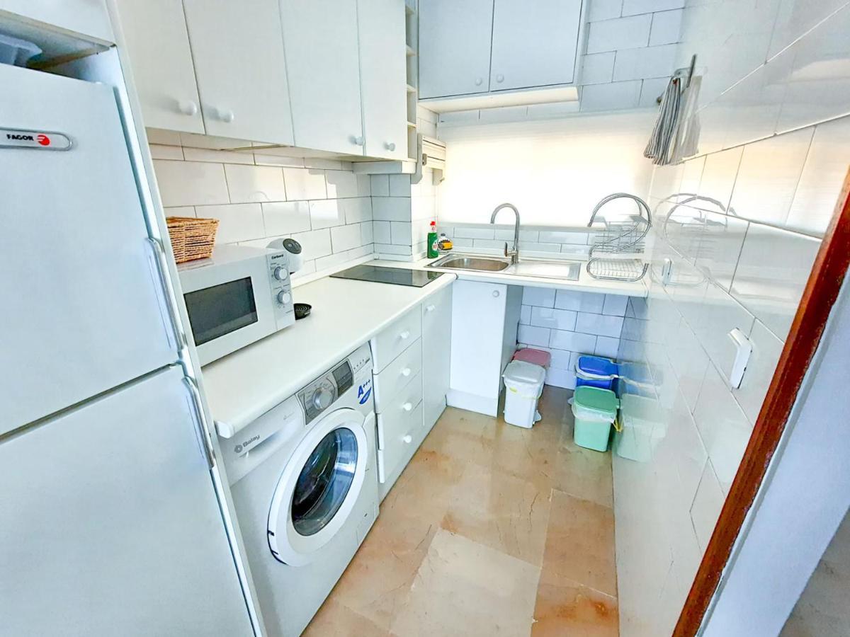 Apartment Torre Triana, Parking Free Gratis! Seville