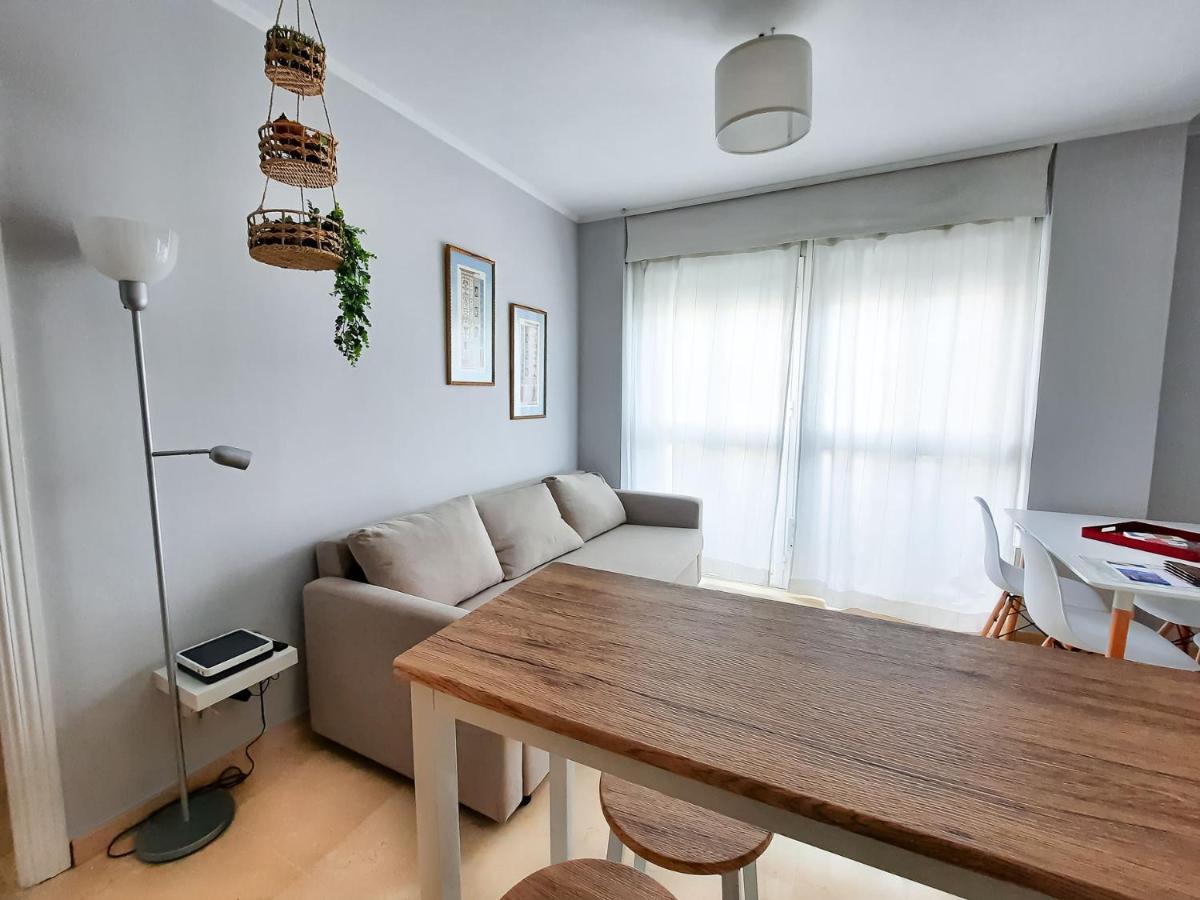 Torre Triana, Parking Free Gratis!