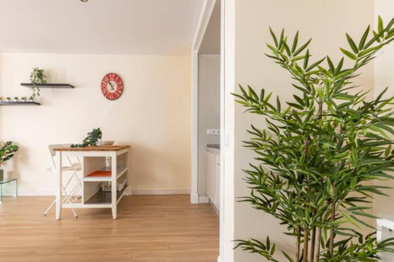 Apartment Azahar Metropol Parasol, Medium-sized Parking Gifted For Free Seville