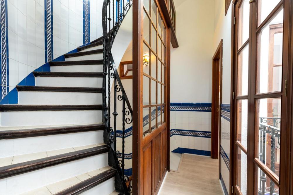 La Casa Seville