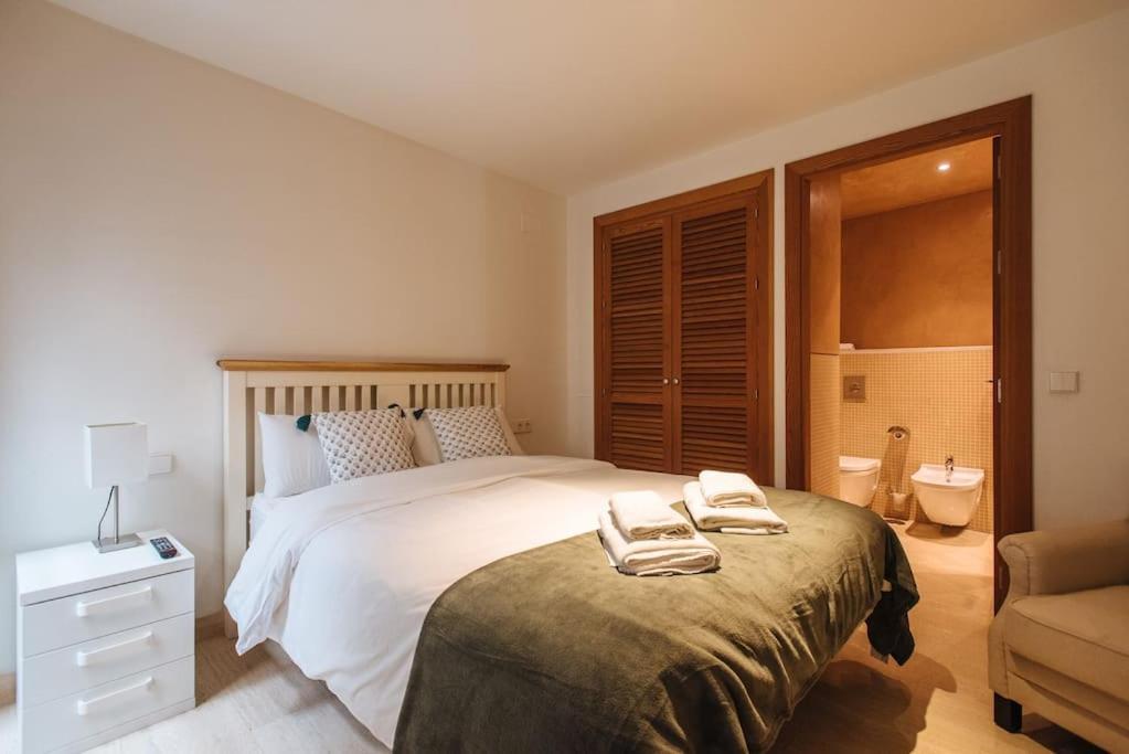 Rabadan Brand New Amazing House With Terrace Parking Seville