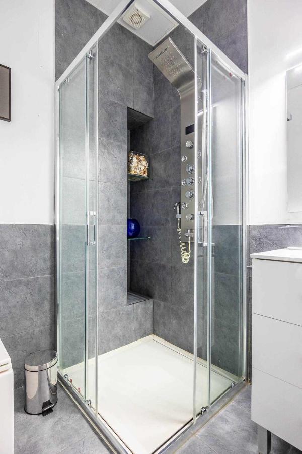 Comfy Away - Exclusivo Mercado De Triana Con Balcon Apartamento