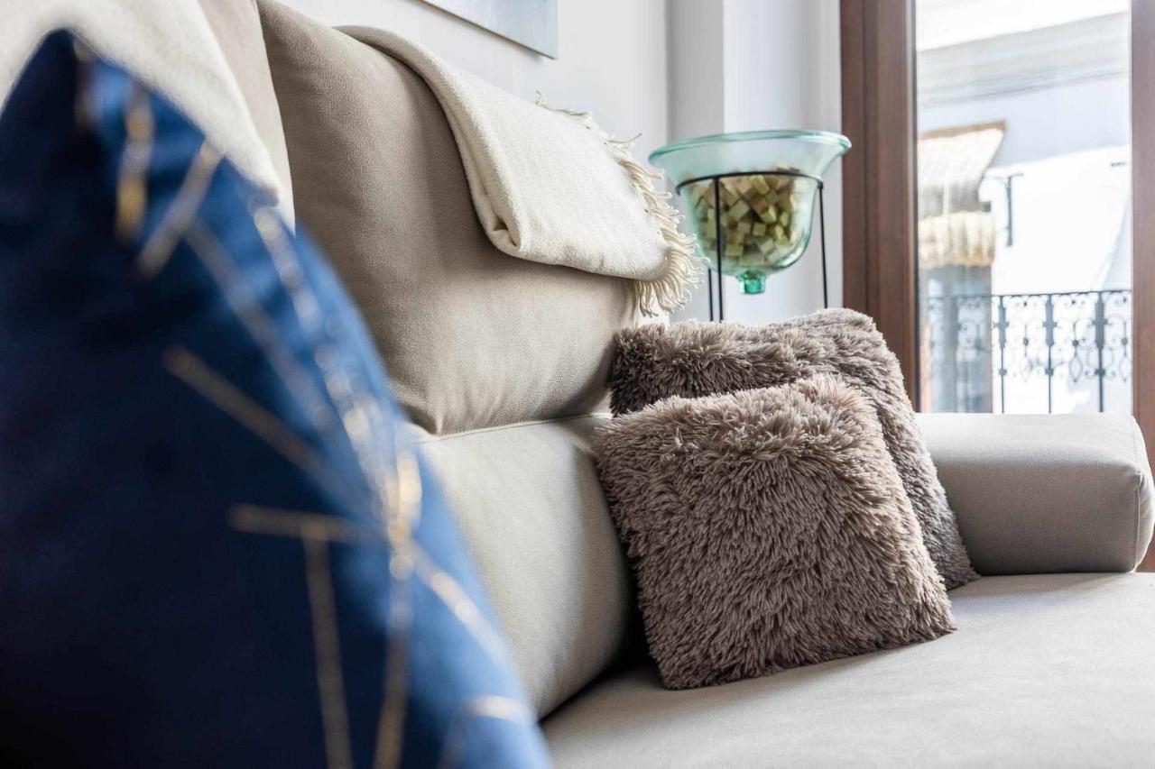 Comfy Away - Exclusivo Mercado De Triana Con Balcon Apartamento Sevilla