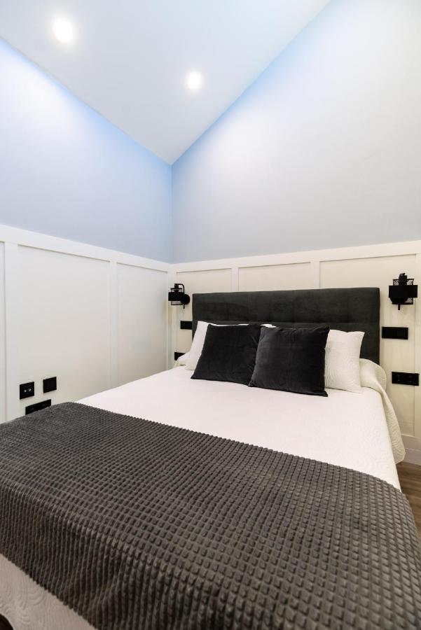 Apartamento Atico Con Terraza San Juan De La Palma Sevilla