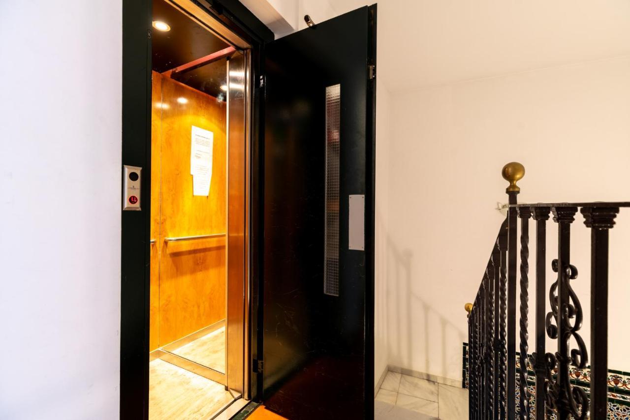Atico Con Terraza San Juan De La Palma Apartamento Sevilla