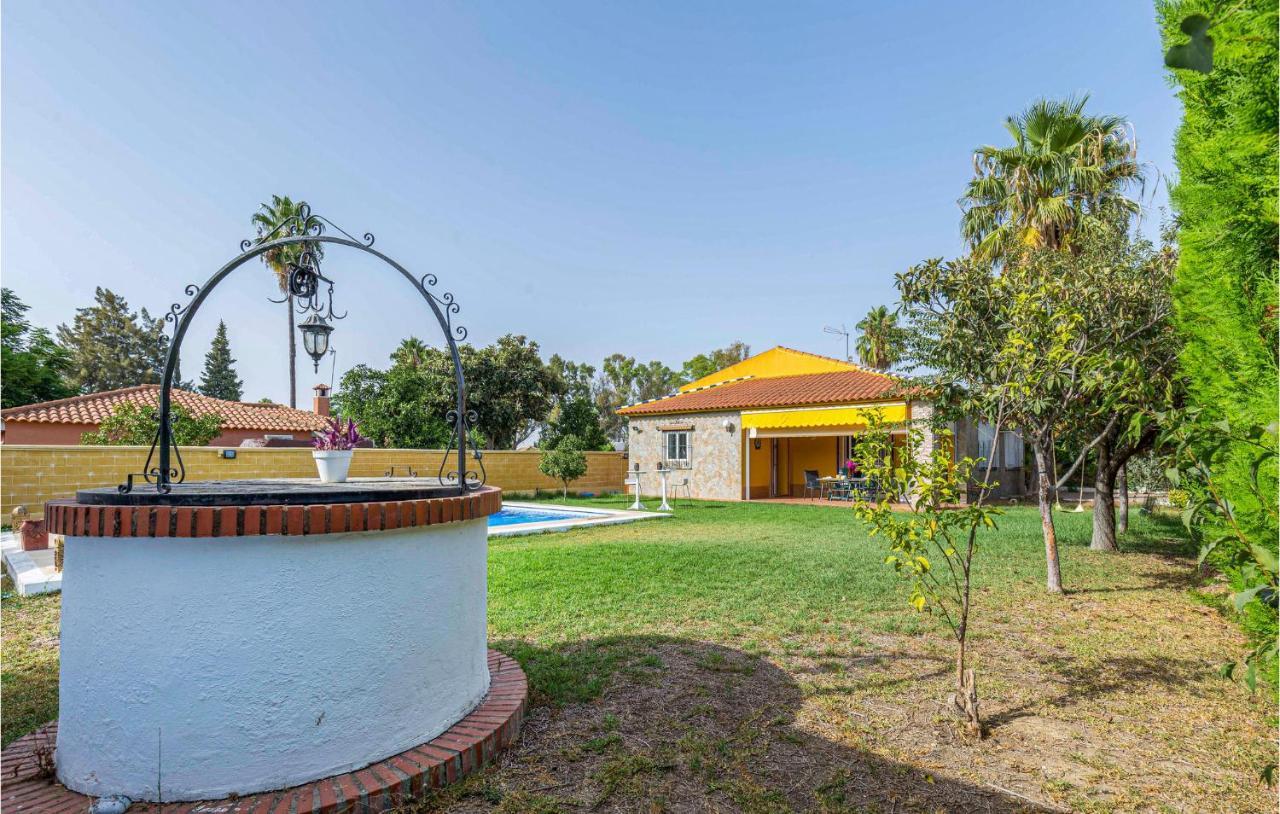 Beautiful In With 3 Bedrooms, Wifi And Swimming Pool *