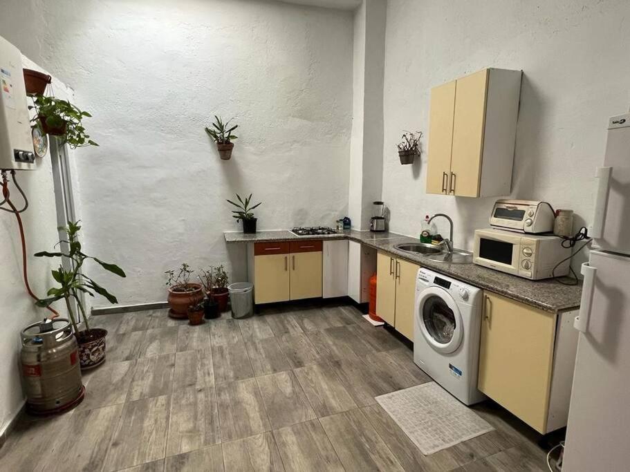 Bajo En Casa Unifamiliar Terraza Apartamento