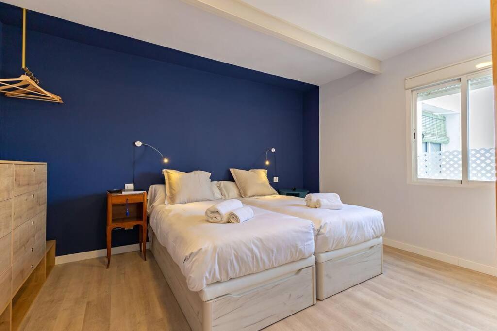 Menendez Center Apartment *