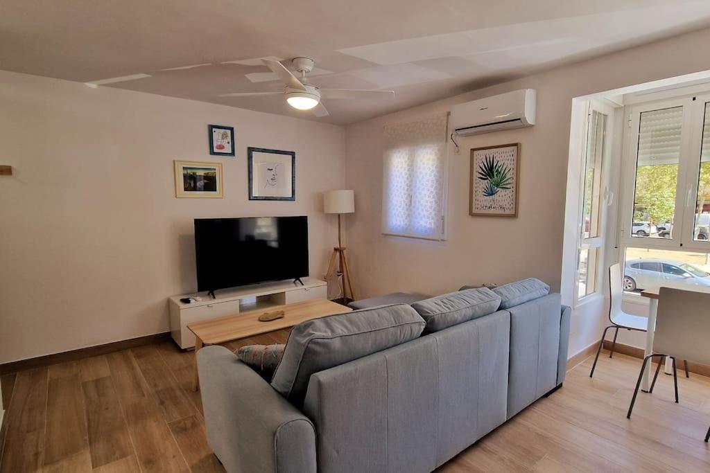 Moderno Zona Nervion. Wifi/ac Apartment *
