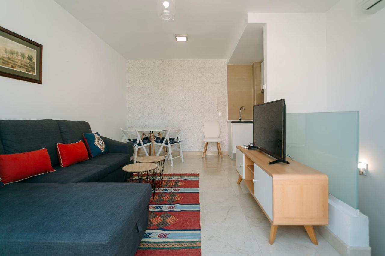 O&l Lumbreras: Bright Duplex With Private Terrace Apartment