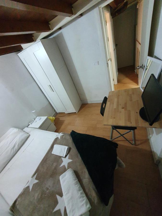 Airbhouse Private & Homestay Seville