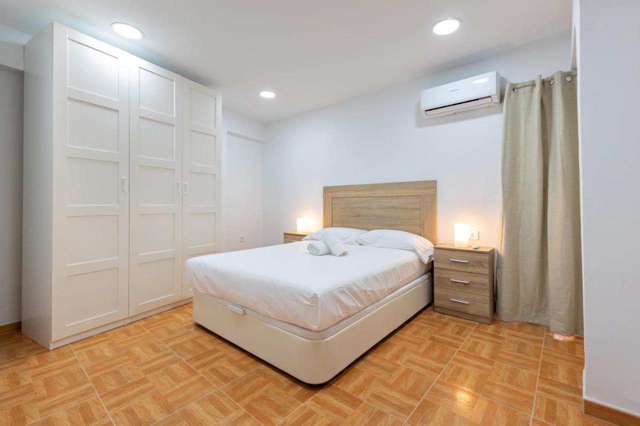 Charming 2 Bedroom At Triana Center By Oui Apartment Seville