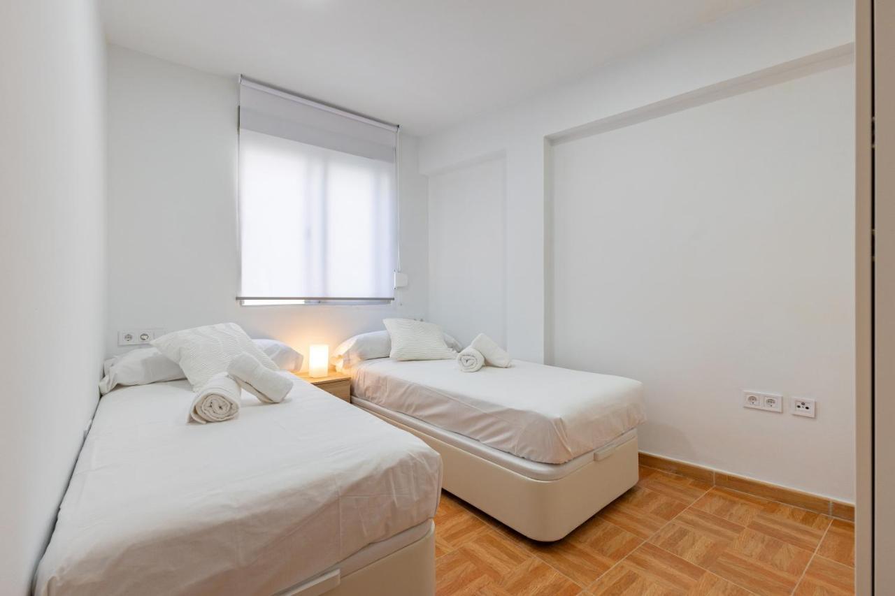 Charming 2 Bedroom At Triana Center By Oui Seville
