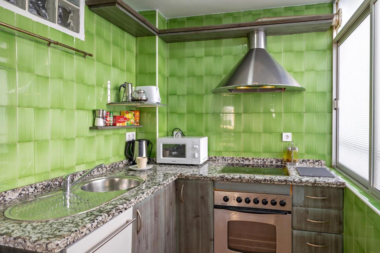 Charming 2 Bedroom At Triana Center By Oui Apartment *
